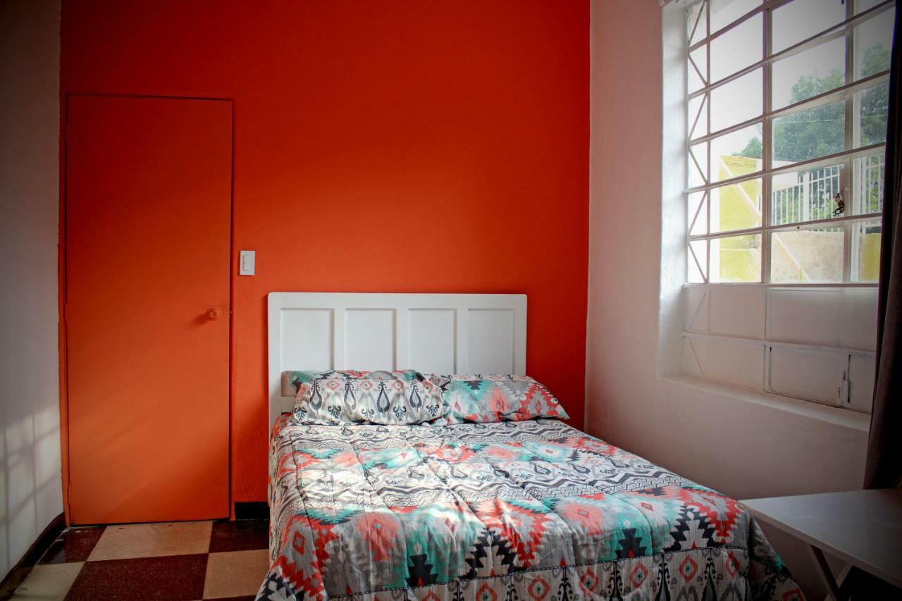 Hostal Americana Guadalajara Extérieur photo