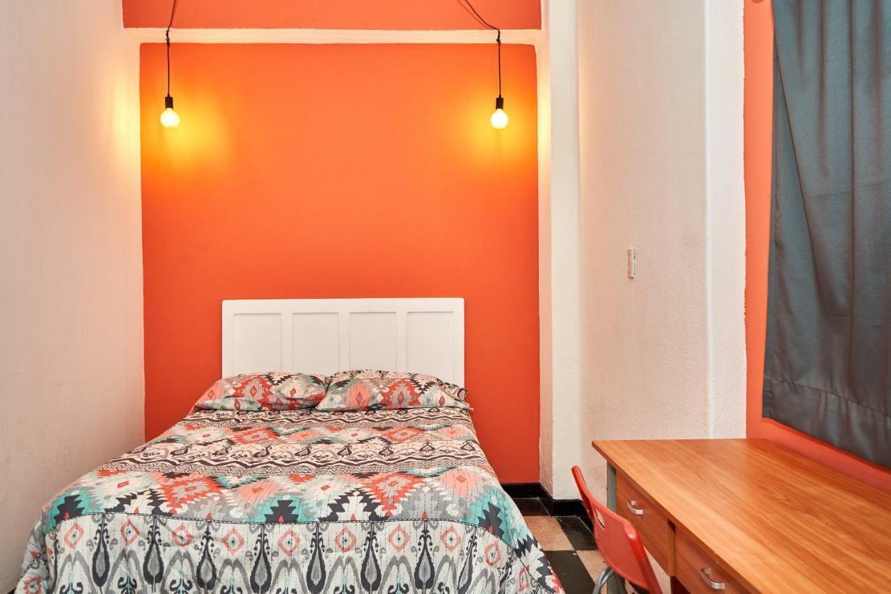 Hostal Americana Guadalajara Extérieur photo
