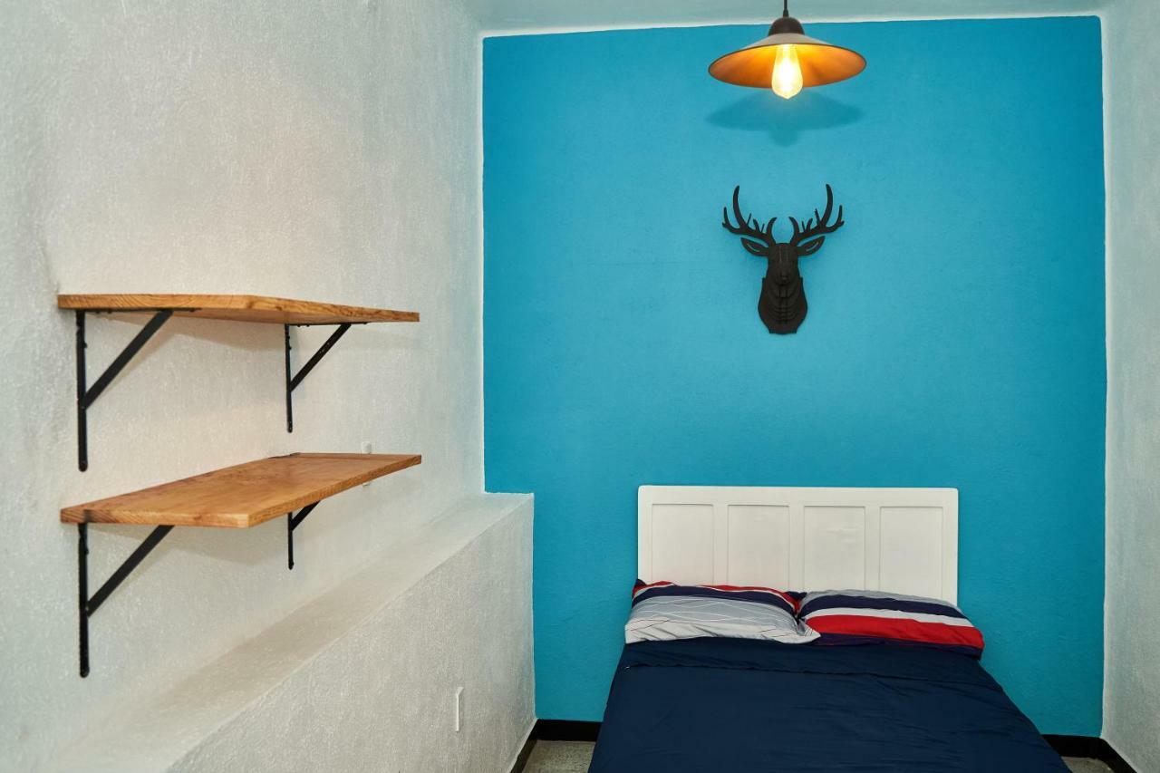 Hostal Americana Guadalajara Extérieur photo
