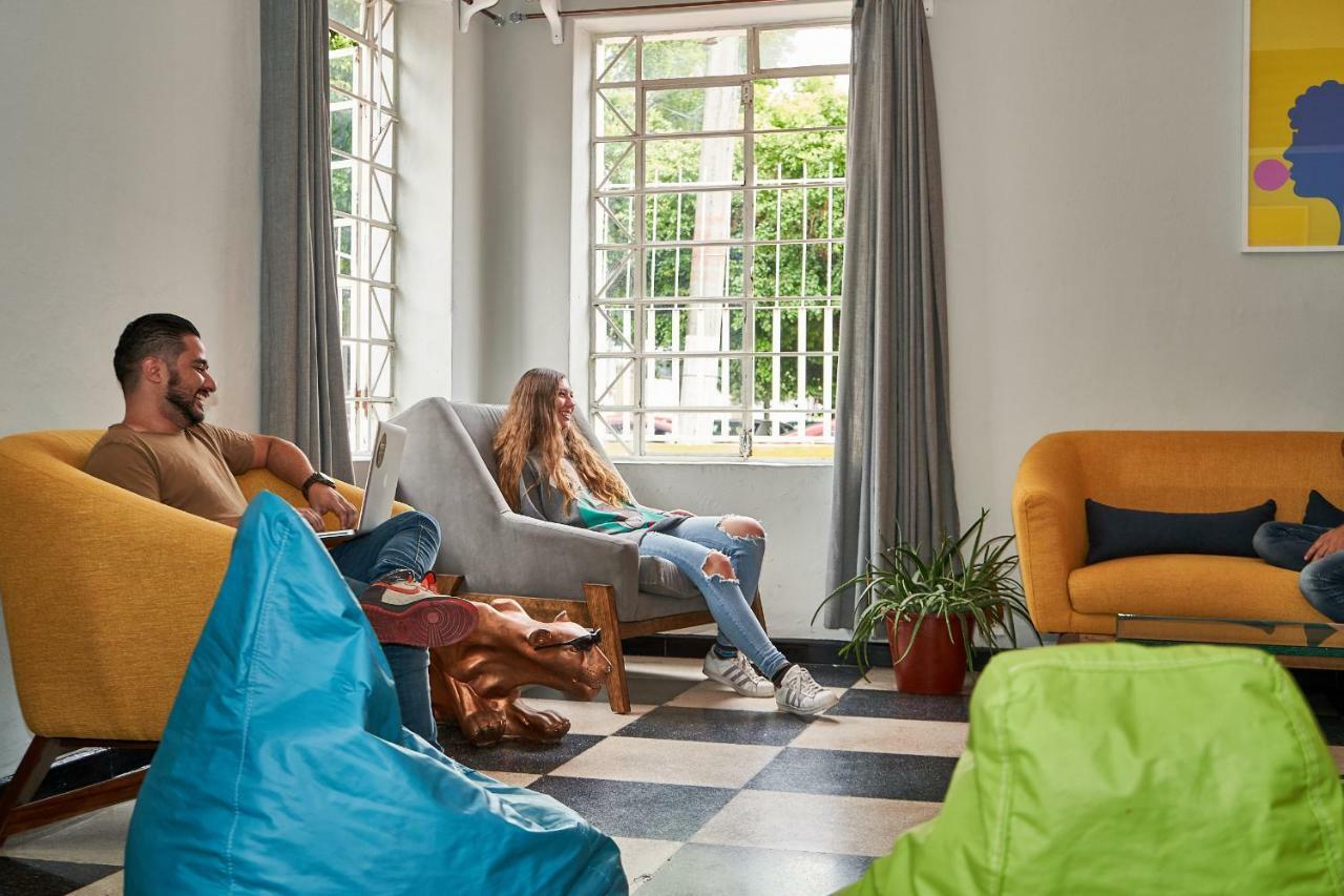 Hostal Americana Guadalajara Extérieur photo